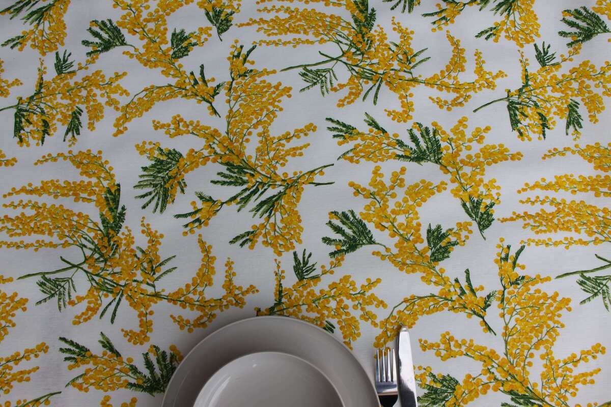 Mantel antimanchas resinado mimosas