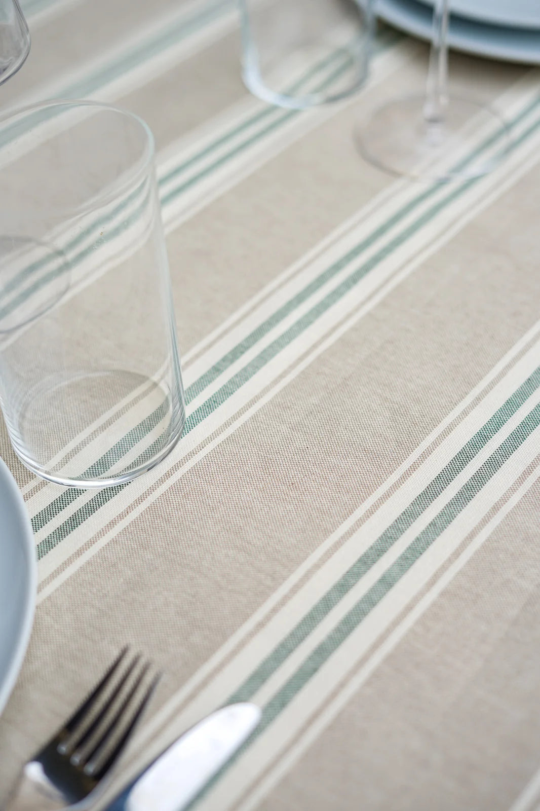 Mantel Antimanchas Lino a Rayas Verdes Modelo Toscana