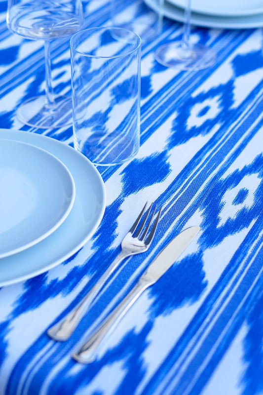 Mantel Antimanchas Estampado Ikat Azul y Blanco