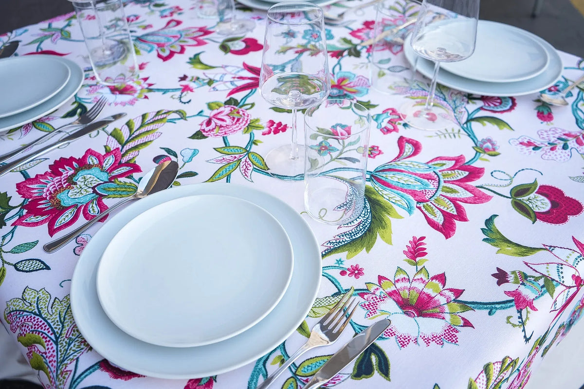 Mantel Antimanchas Floral Boho Chic Fucsia y Turquesa