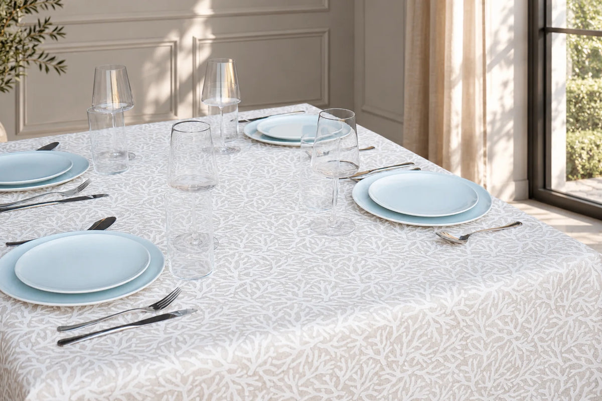 Mantel Resinado Estampado Coralino Beige Natural y Blanco Estilo Elegante
