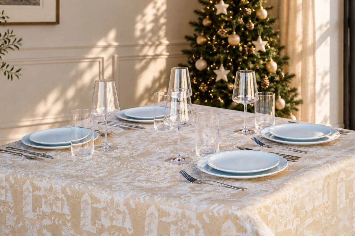 Mantel Antimanchas Navideño Nórdico Dorado