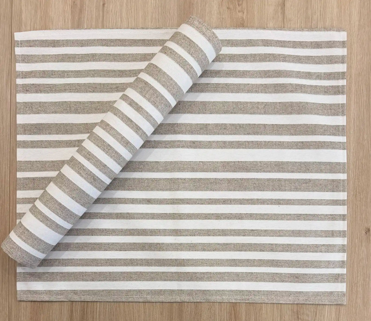 Mantel Individual Resinado Rayas Beige y Blanco Crudo