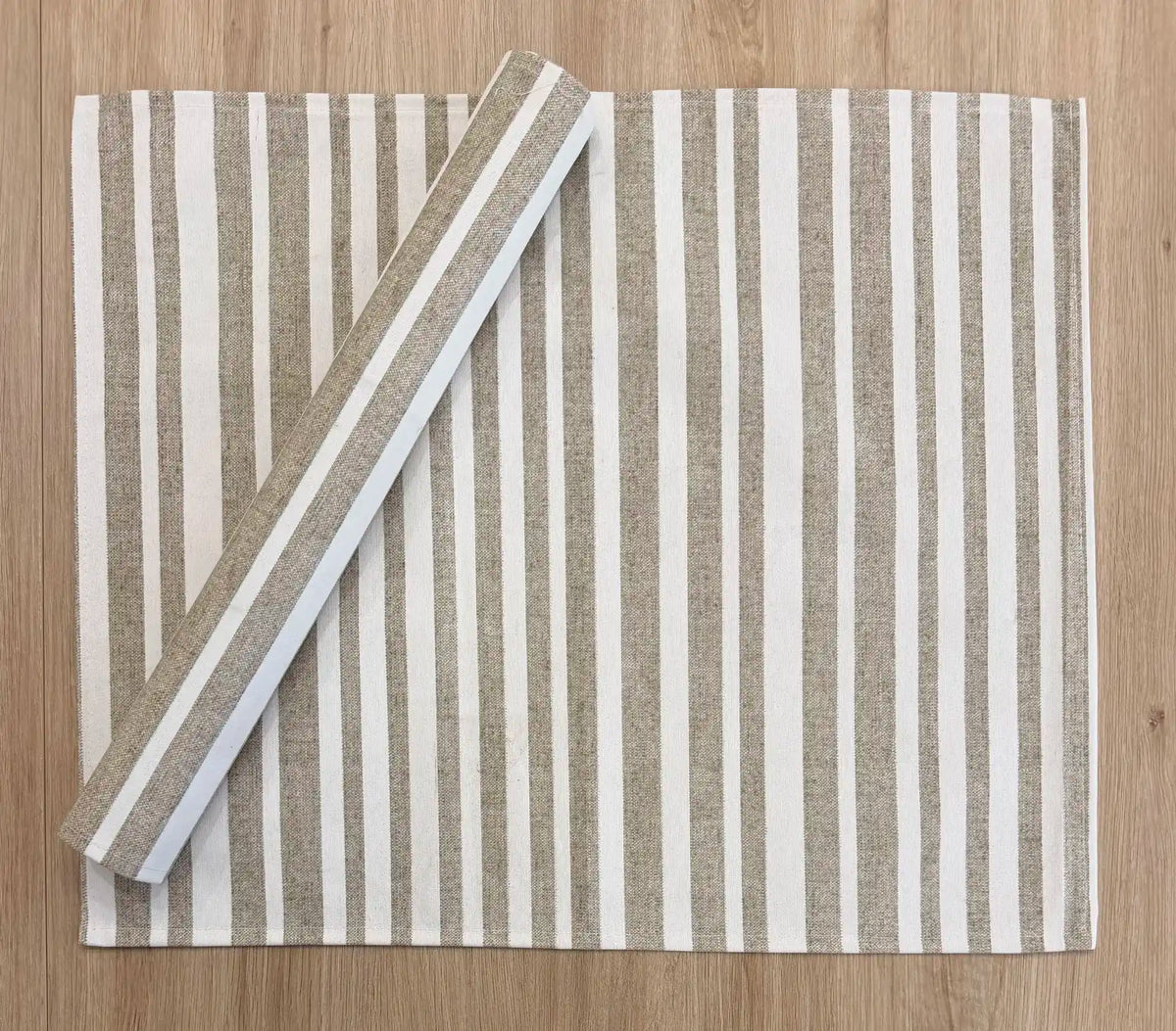 Mantel Individual Resinado Rayas Beige y Blanco Crudo