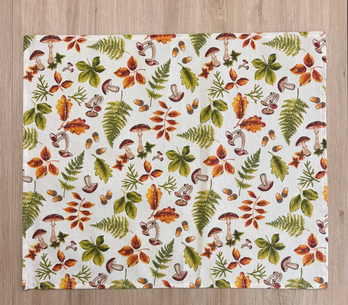 Mantel Individual Resinado Motivos Bosque Setas, Bellotas y Helechos Estilo Campero